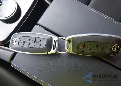 2025 Nissan Rogue Sv Intelligent Awd z USA, uszkodzony, nr VIN JN8BT3BB1SW150980